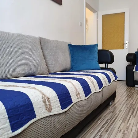 Taja Apartment